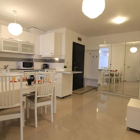 Apartament Nexus Galaxy Center *