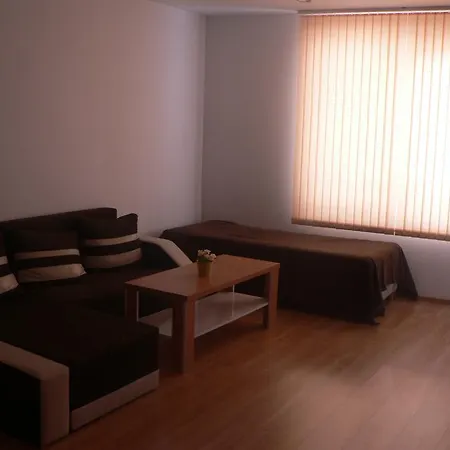 Nexus Galaxy Center Apartment