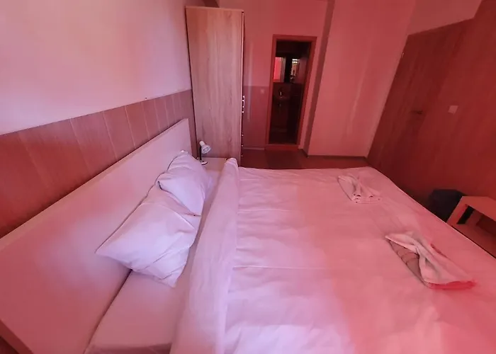 Nexus Galaxy Center *