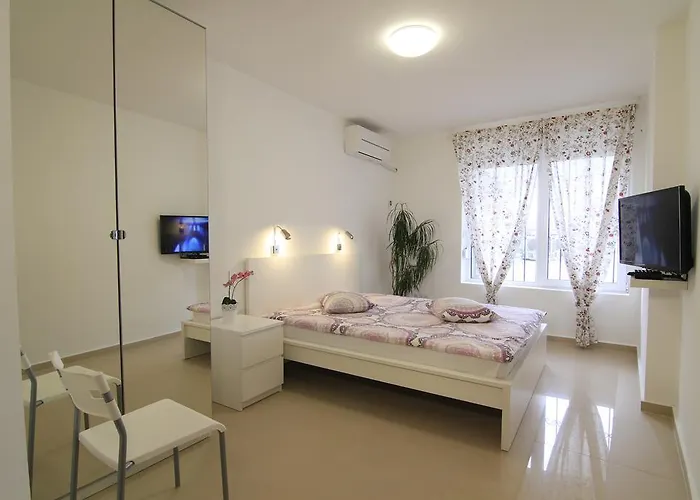 Nexus Galaxy Center Apartamento Sófia