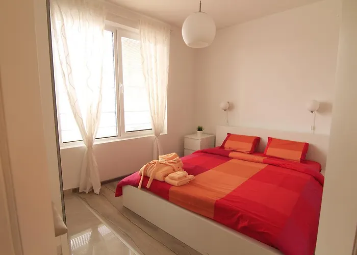 Nexus Galaxy Center Апартамент *