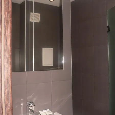 Nexus Galaxy Center 公寓 *